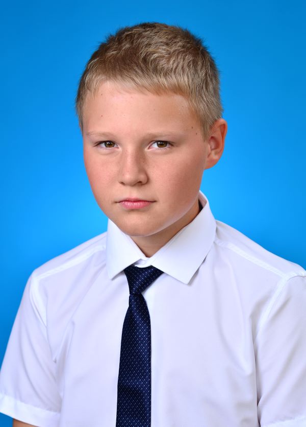 Мохонько Роман.